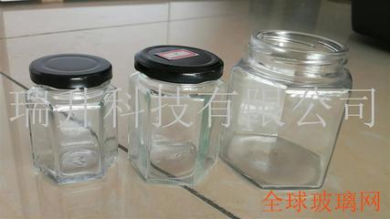 中國(guó)制造業(yè)區(qū)域特色探析 從廣東酒瓶到新疆玻璃瓶，兼論計(jì)算機(jī)軟硬件技術(shù)開發(fā)的協(xié)同發(fā)展